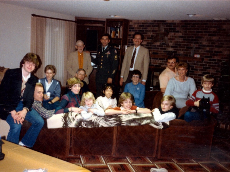 1984-12-01-Christmas-SiouxFalls-Scotts.jpg